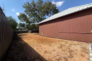 310 N Donald St, Seymour, TX 76380 - Photo 36