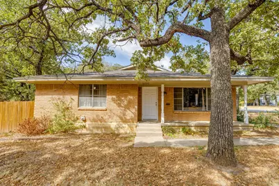 6200 Forest Hill Drive, Forest Hill, TX 76119 - Photo 4