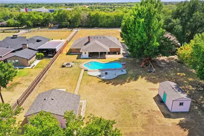 1710 Vineyard Road, Grand Prairie, TX 75052 - Photo 34