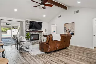 1710 Vineyard Rd, Grand Prairie, TX 75052 - Photo 6