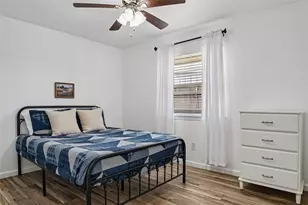 1710 Vineyard Rd, Grand Prairie, TX 75052 - Photo 26