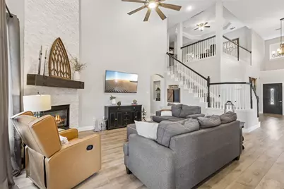 7914 Kings Court, Rowlett, TX 75089 - Photo 6