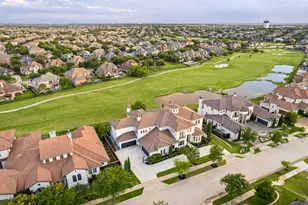 1013 Excalibur Blvd, Lewisville, TX 75056 - Photo 10