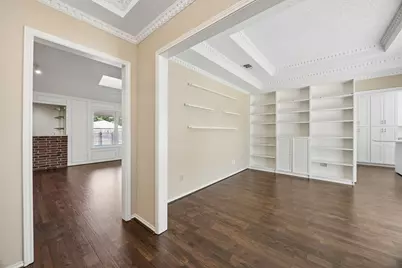 900 Rosewood Court, Euless, TX 76039 - Photo 2