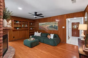 520 Circleview Dr N, Hurst, TX 76054 - Photo 14