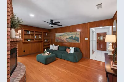 520 Circleview Drive N, Hurst, TX 76054 - Photo 14