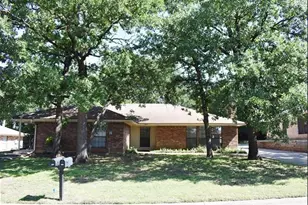 7009 Overton Park, North Richland Hills, TX 76182 - Photo 2