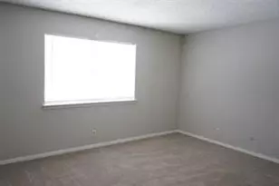 2415 S Graham Dr, Arlington, TX 76013 - Photo 8