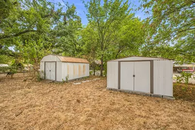 525 Vine Street, Weatherford, TX 76086 - Photo 24