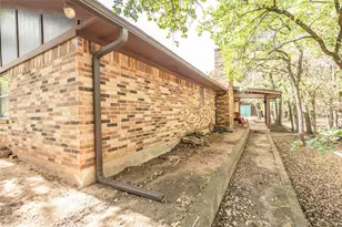 130 Acoma Dr, Nocona, TX 76255 - Photo 2