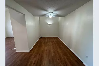702 Bel Aire, Irving, TX 75061 - Photo 12