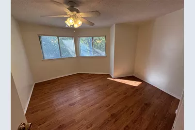 702 Bel Aire, Irving, TX 75061 - Photo 20