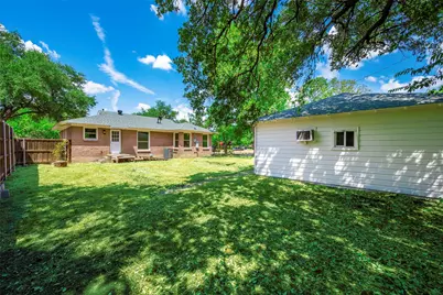 10256 Casa View Drive, Dallas, TX 75228 - Photo 22