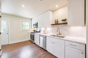 10256 Casa View Dr, Dallas, TX 75228 - Photo 12
