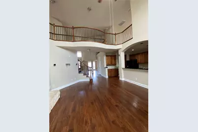 10045 Bluewater Terrace, Irving, TX 75063 - Photo 10