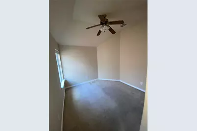 10045 Bluewater Terrace, Irving, TX 75063 - Photo 12