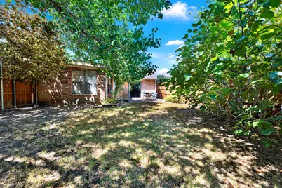 108 Kingsbridge Drive, Garland, TX 75040 - Photo 30