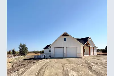 2009 Collin Street, Weatherford, TX 76085 - Photo 4