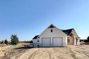 2009 Collin St, Weatherford, TX 76085 - Photo 4