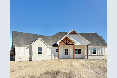 2009 Collin Street, Weatherford, TX 76085 - Photo 1