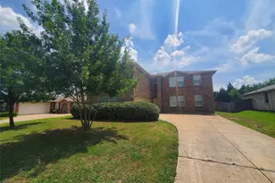 2512 Comstock Ln, Mesquite, TX 75181 - Photo 2