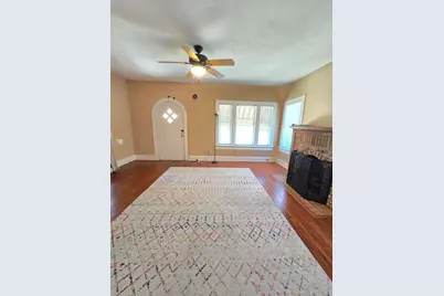 320 Emma Street, Fort Worth, TX 76111 - Photo 2