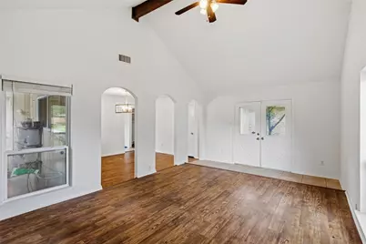 1016 Hazelwood Drive, Mansfield, TX 76063 - Photo 4