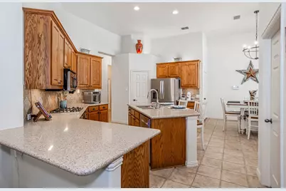 5900 Barton Springs Drive, North Richland Hills, TX 76180 - Photo 8