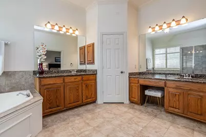 5900 Barton Springs Drive, North Richland Hills, TX 76180 - Photo 20