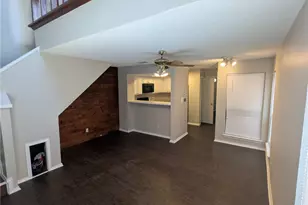 2310 Bamboo Dr, Arlington, TX 76006 - Photo 12
