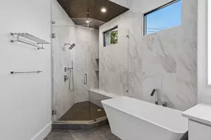 8546 Glencrest Ln, Dallas, TX 75209 - Photo 24