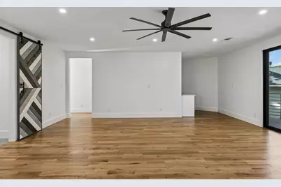 8546 Glencrest Lane, Dallas, TX 75209 - Photo 26