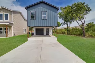316 W Gambrell St, Fort Worth, TX 76115 - Photo 2