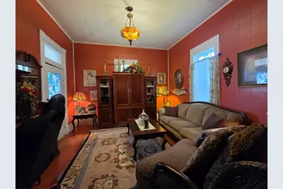 736 N Robinson Street, Cleburne, TX 76031 - Photo 4