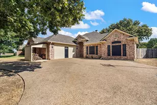 10124 Cougar Ridge Pkwy, Waco, TX 76708 - Photo 2