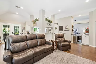 524 Post Oak Road, Grapevine, TX 76051 - Photo 18