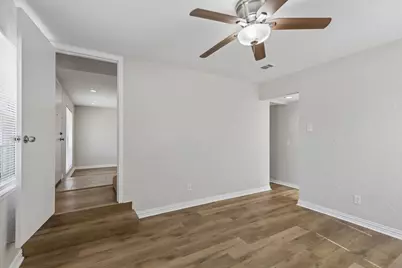 2047 Abshire Lane, Dallas, TX 75228 - Photo 18