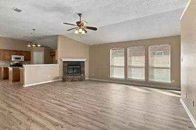 8116 Hulen Park Circle, Fort Worth, TX 76123 - Photo 8