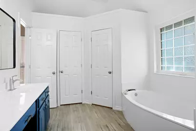 221 Brazil Drive, Hurst, TX 76054 - Photo 20