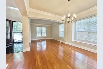 10404 Offshore Drive, Irving, TX 75063 - Photo 4