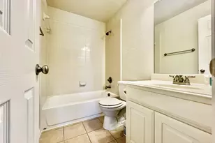 10404 Offshore Dr, Irving, TX 75063 - Photo 36