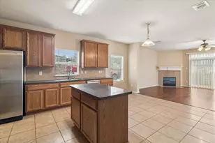 11637 Snyder Dr, Frisco, TX 75035 - Photo 12