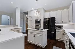 3838 Canot Ln, Addison, TX 75001 - Photo 16