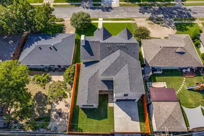 10641 Larchfield Lane, Dallas, TX 75238 - Photo 40