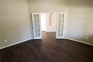 1000 Warbler Ln, Aubrey, TX 76227 - Photo 8