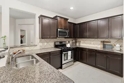 9813 Pronghorn Road, McKinney, TX 75071 - Photo 12