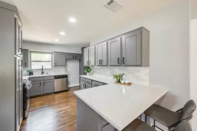 10864 Ruth Ann Drive, Dallas, TX 75228 - Photo 6