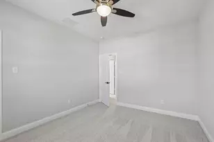 1128 Berkshire Wy, Copper Canyon, TX 75077 - Photo 18