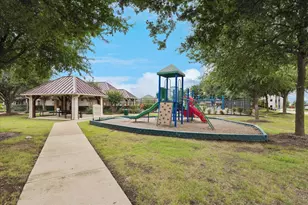 10237 Red Bluff Ln, Fort Worth, TX 76177 - Photo 26