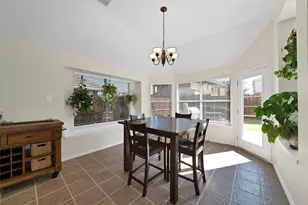 505 Victory Ln, Mansfield, TX 76063 - Photo 8